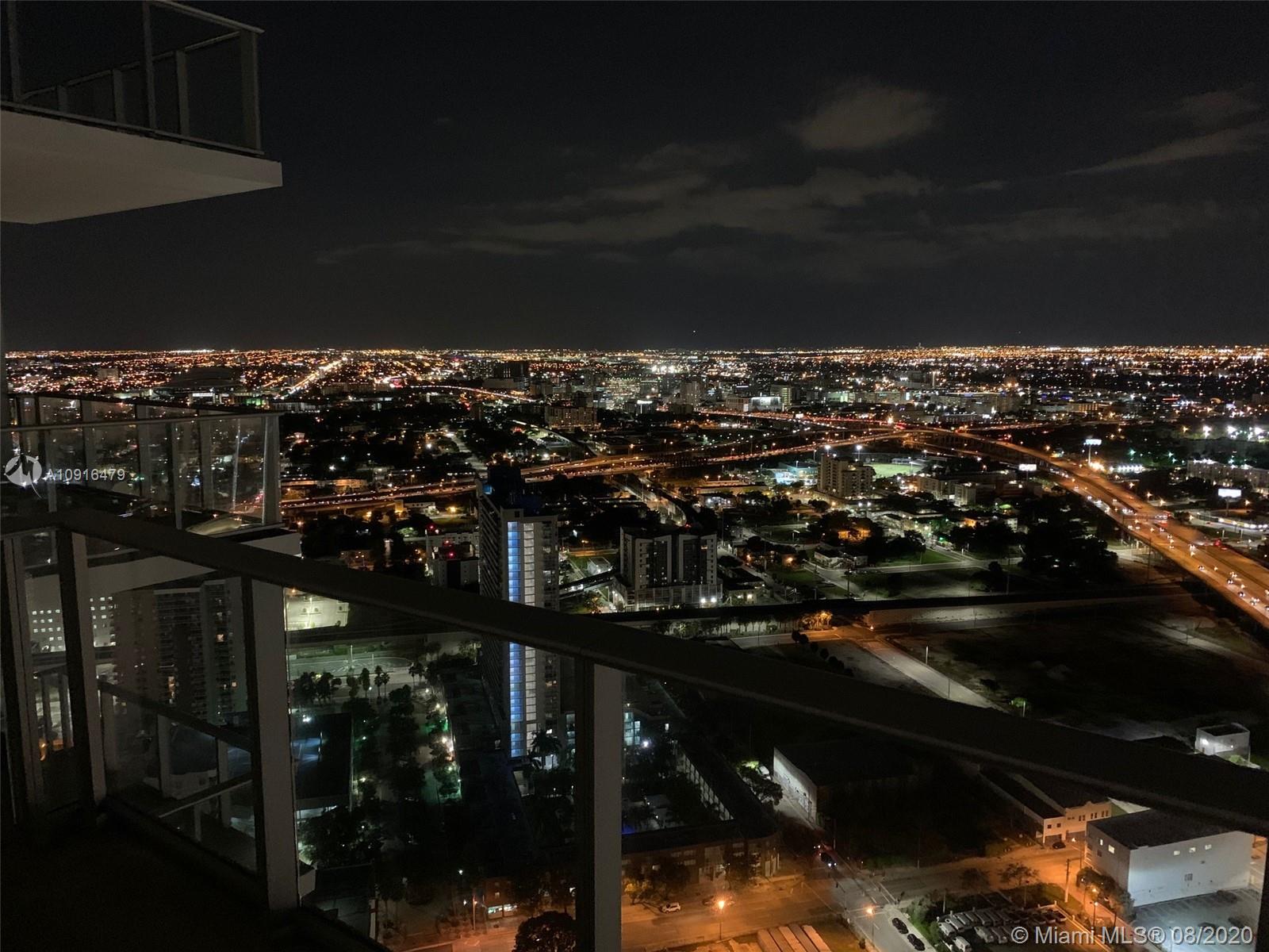PARAMOUNT MIAMI WORLDCENT - Residential Lease