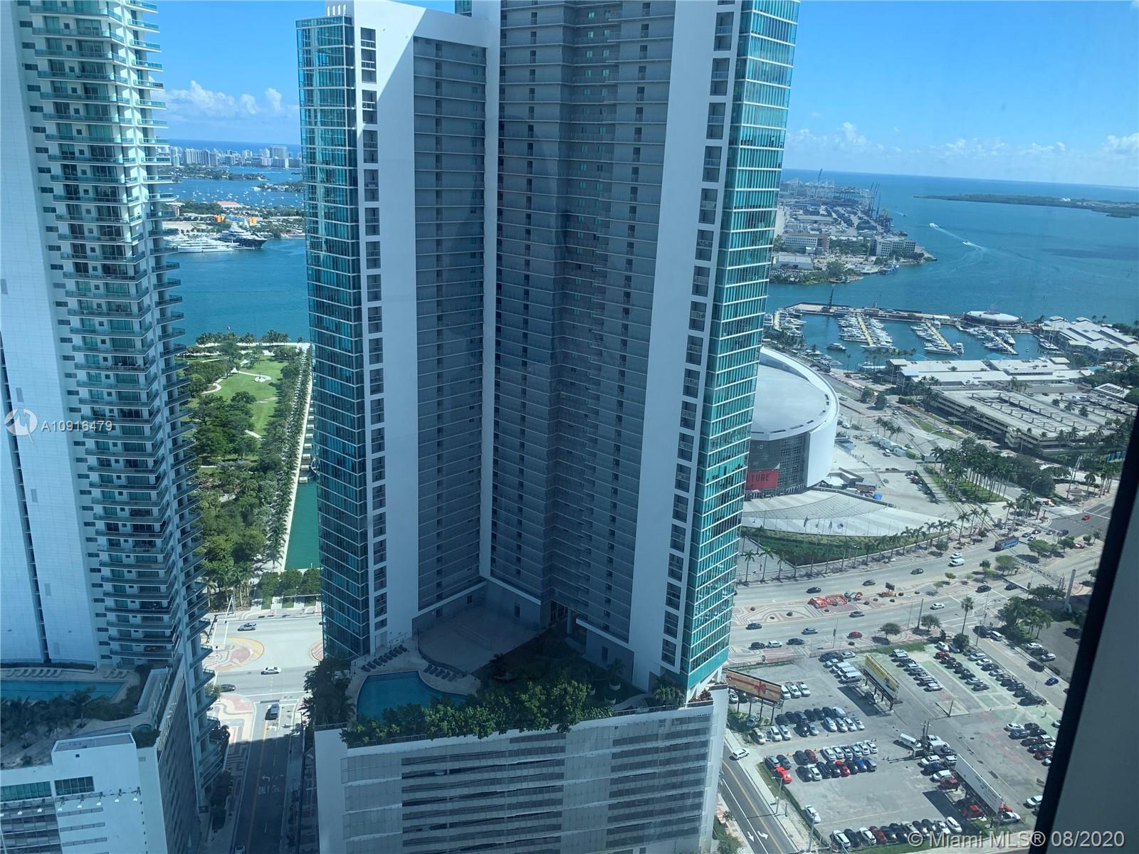 PARAMOUNT MIAMI WORLDCENT - Residential Lease