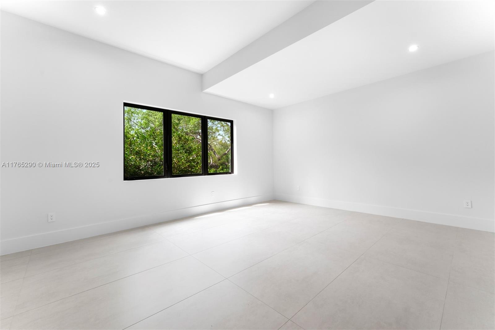 FARMERS ACRES - Residential