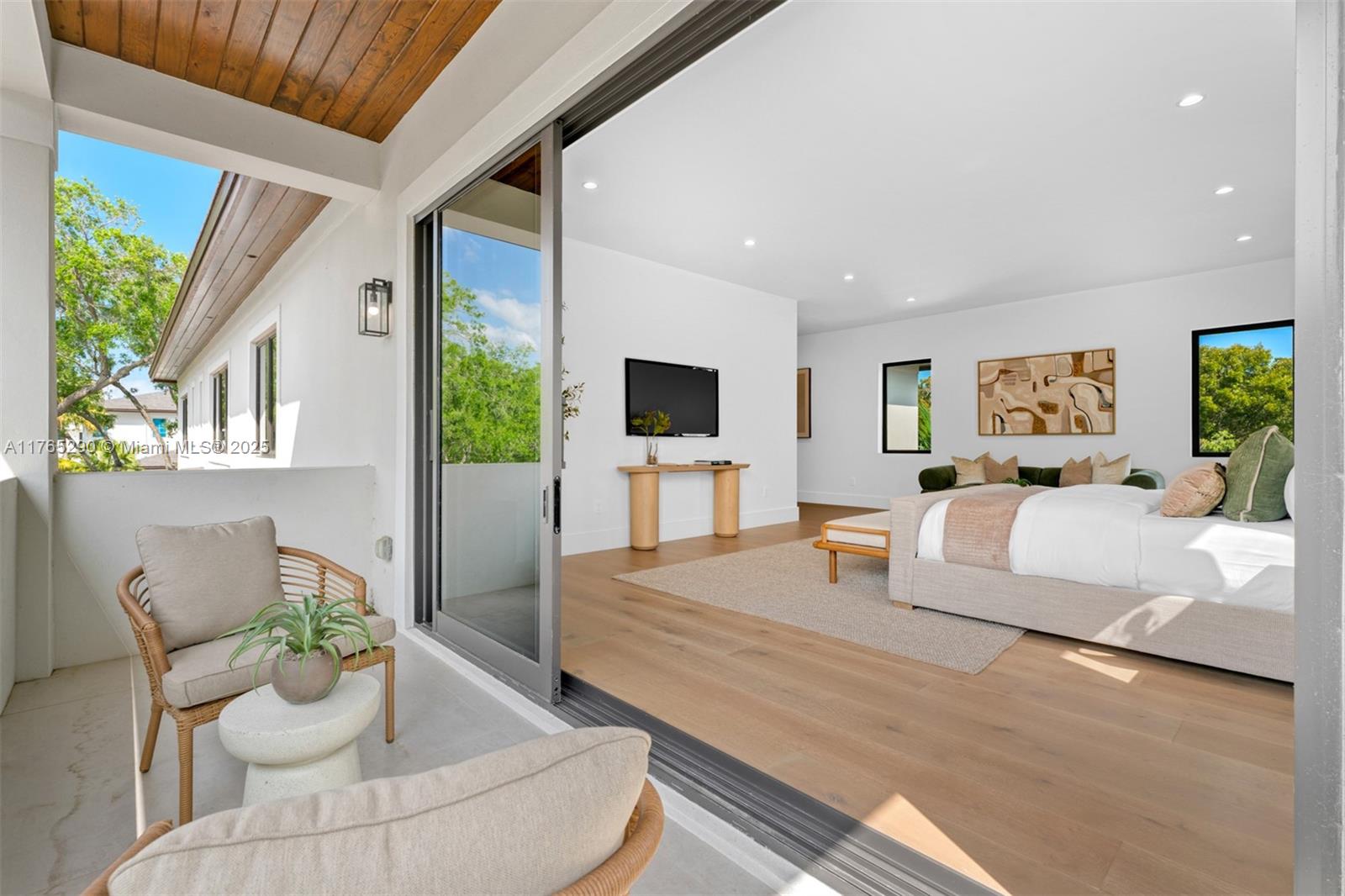 FARMERS ACRES - Residential