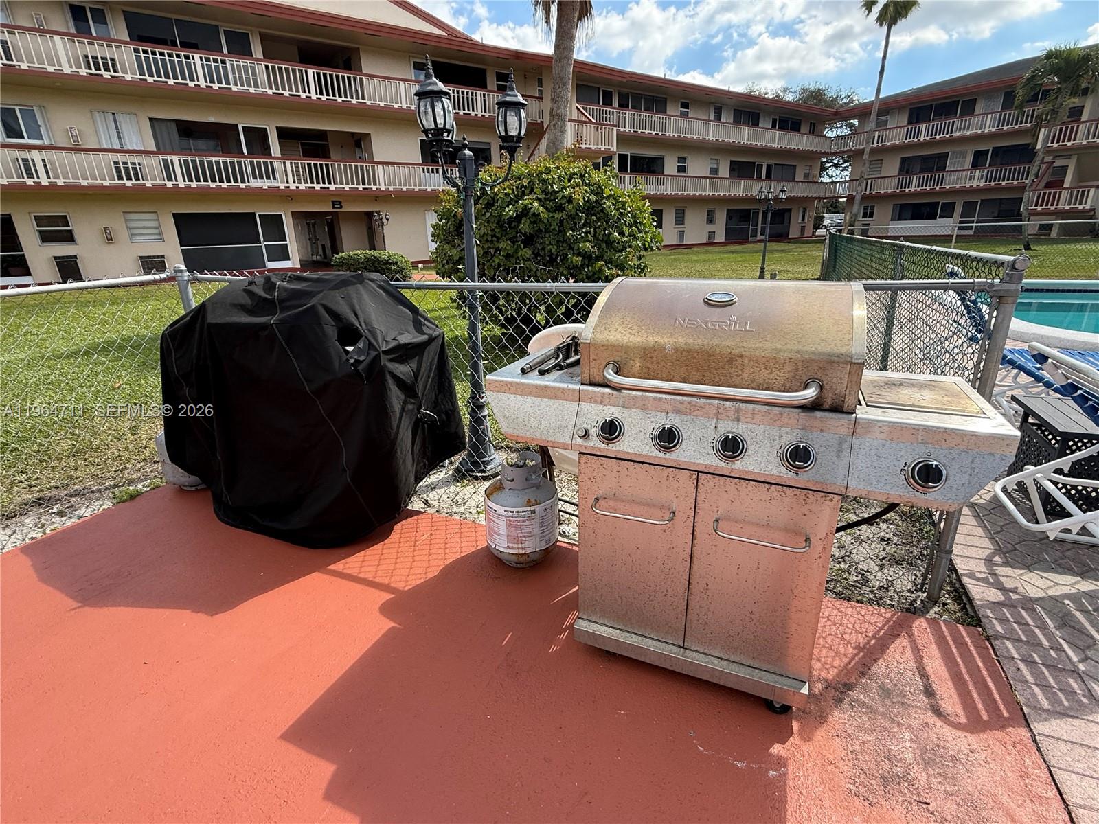 BEVERLY HILLS CONDO NUMBE - Residential