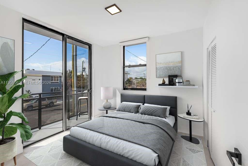 LAWRENCE ESTATE LAND CO - Residential Lease