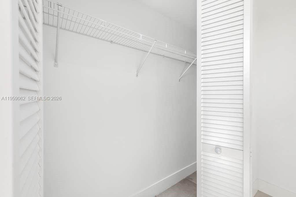 LAWRENCE ESTATE LAND CO - Residential Lease