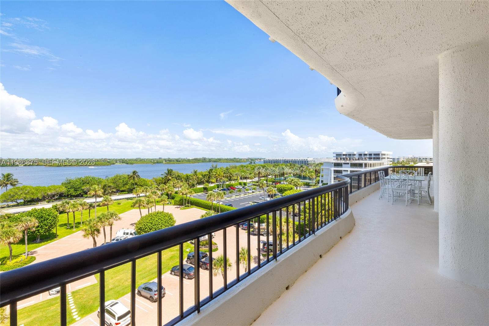 BEACH POINT CONDO - Residential
