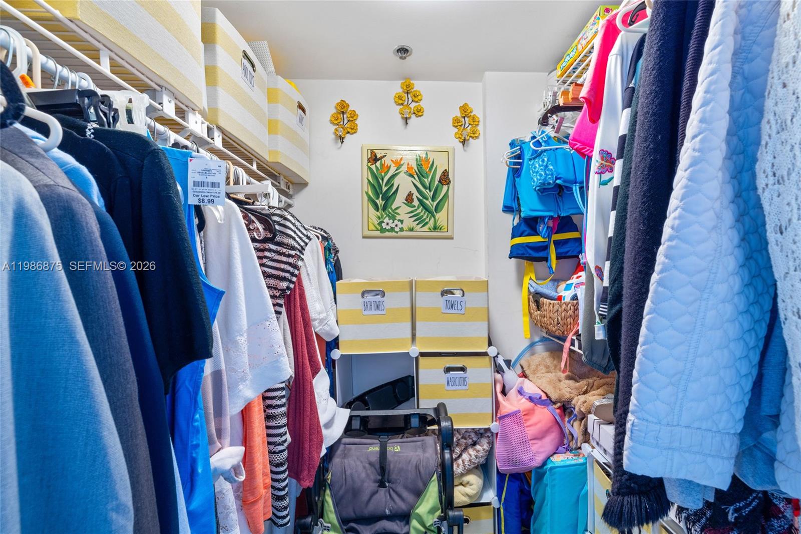 BEACH POINT CONDO - Residential