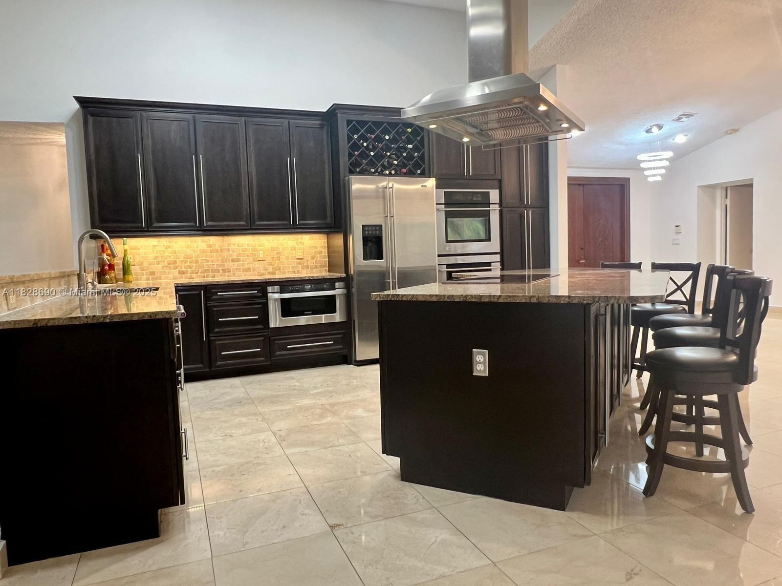 5452 SW 88th Ter