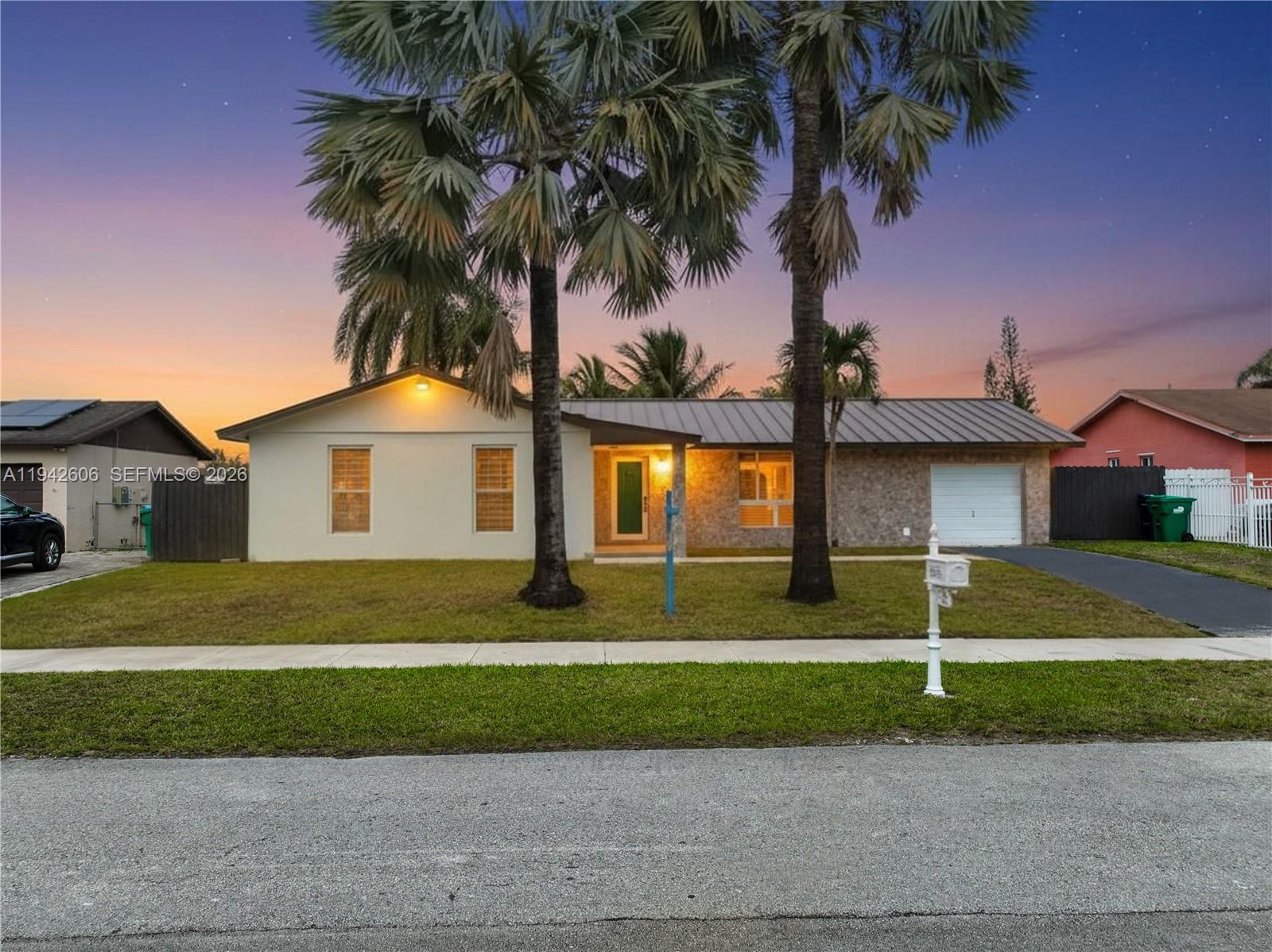 MEADOW WOOD MANOR SEC 6 - Residential