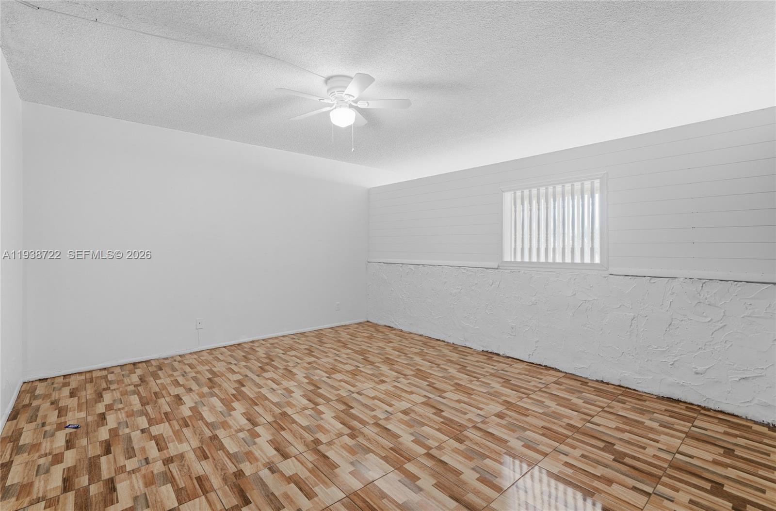 VENETIAN GARDENS AT COUNT - Residential