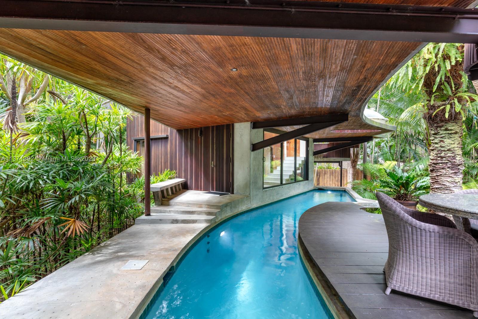 BISCAYNE PARK TERR - Residential