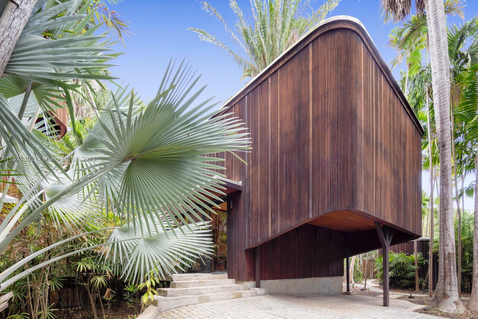 BISCAYNE PARK TERR - Residential