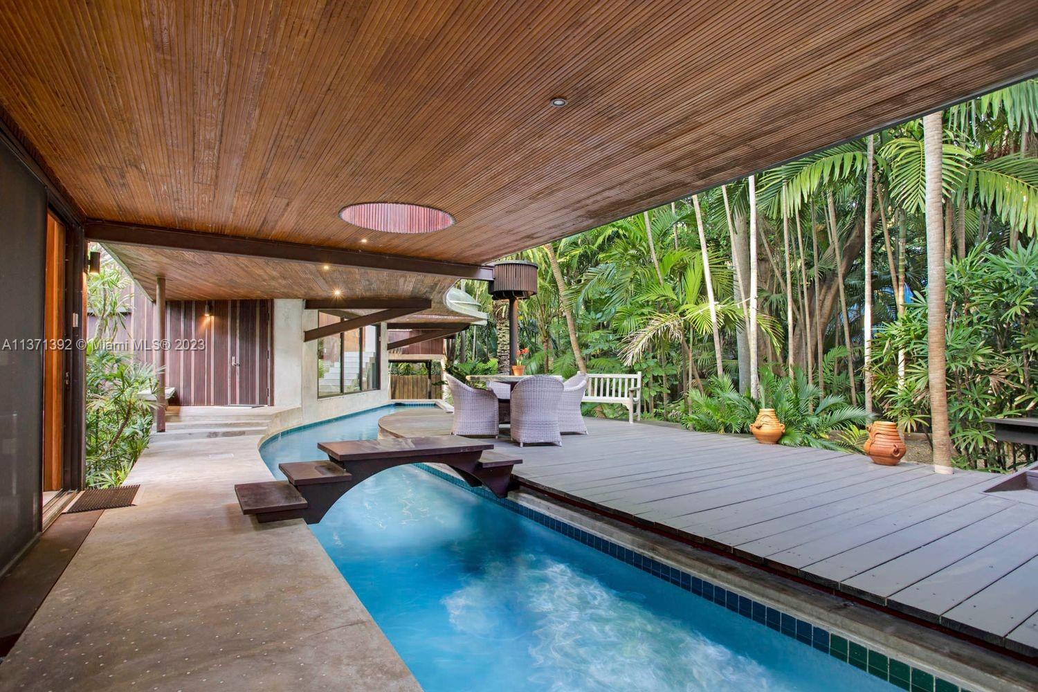 BISCAYNE PARK TERR - Residential