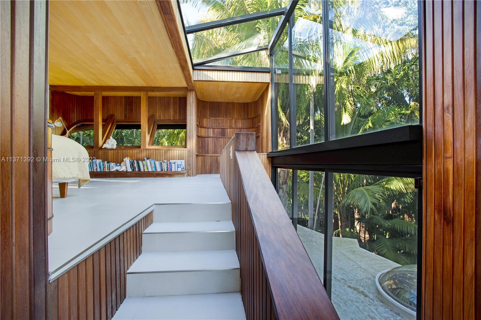 BISCAYNE PARK TERR - Residential