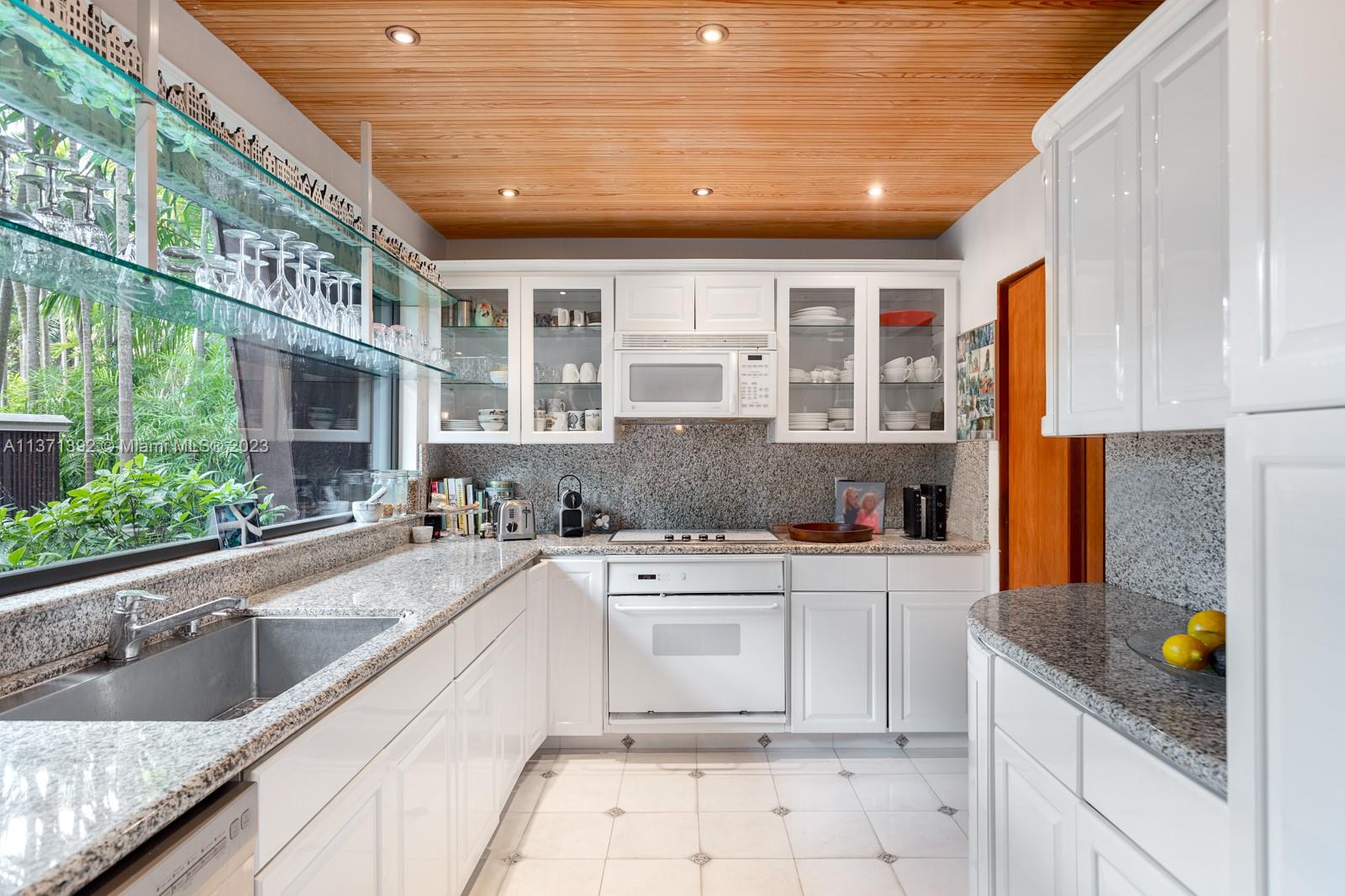 BISCAYNE PARK TERR - Residential