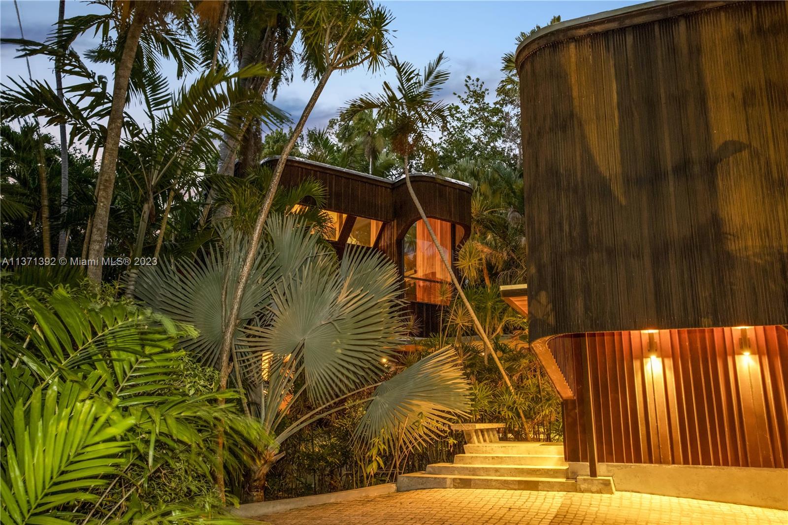 BISCAYNE PARK TERR - Residential