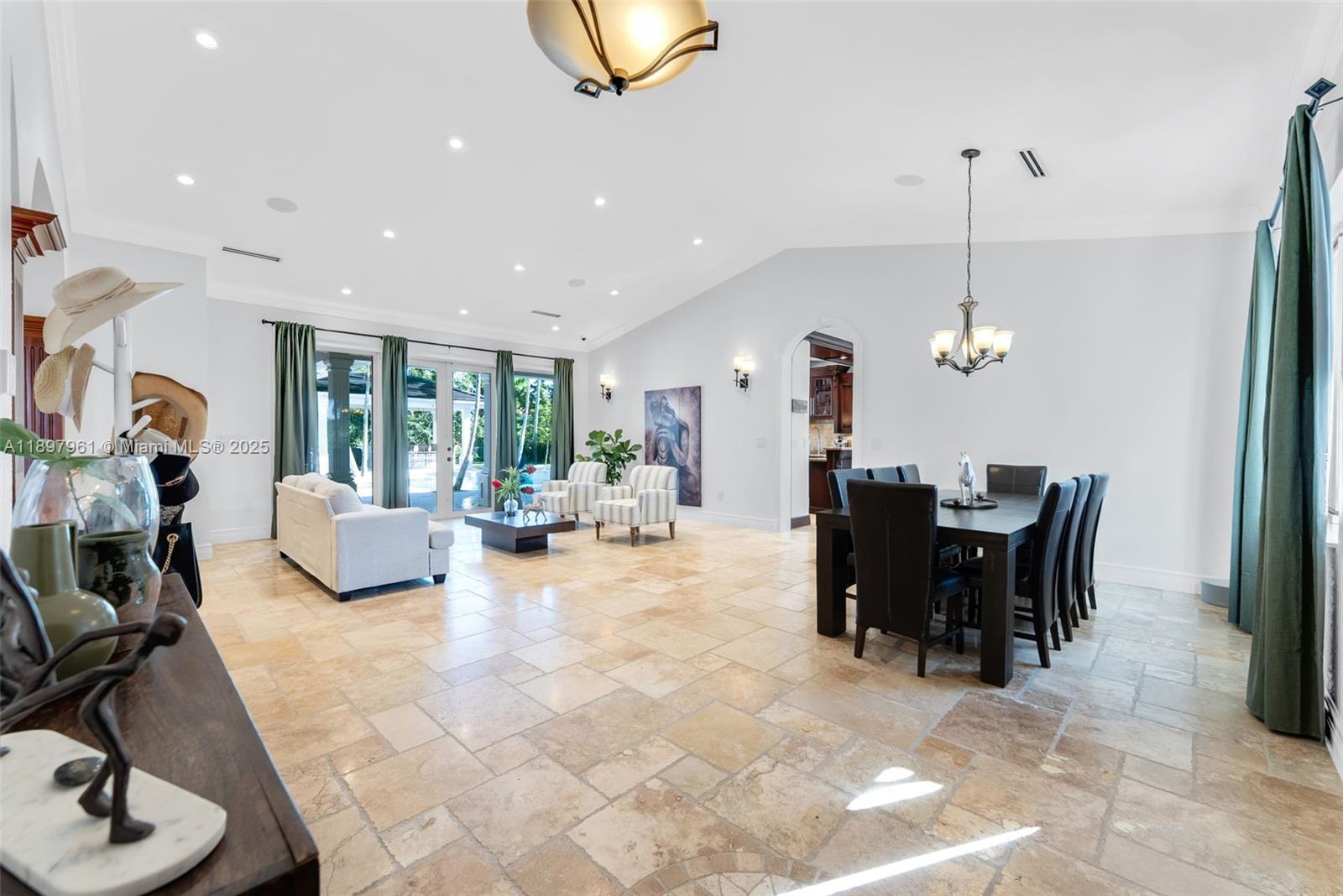 Miami-DADe - Residential