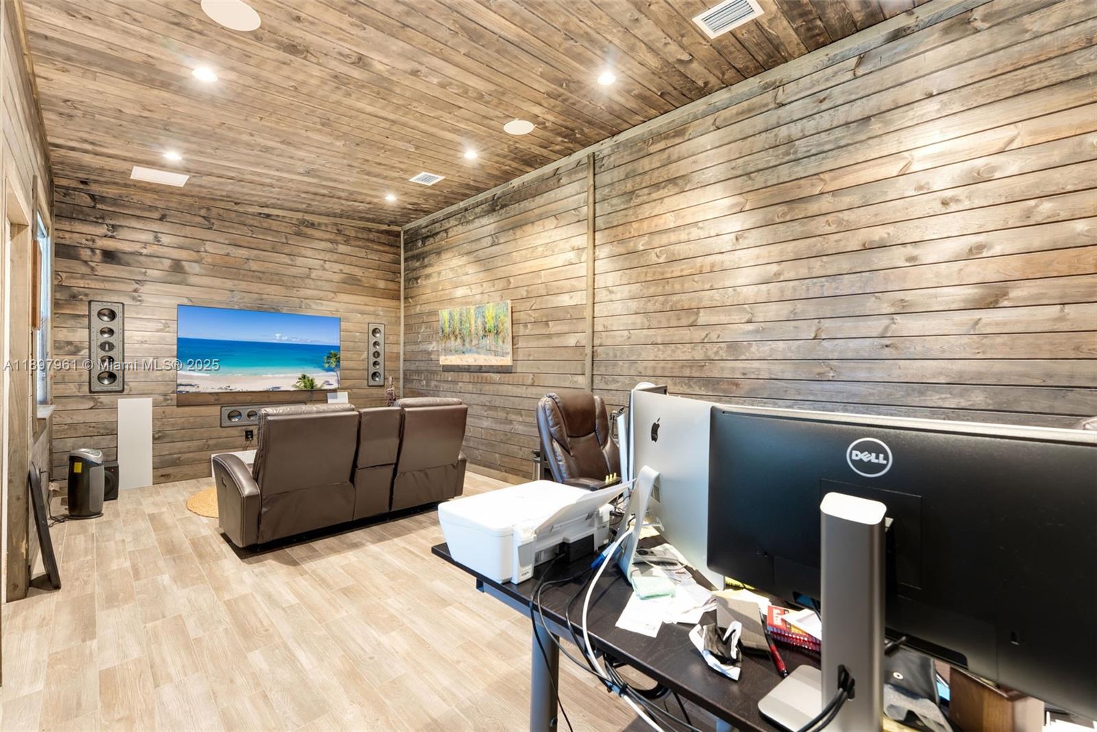 Miami-DADe - Residential