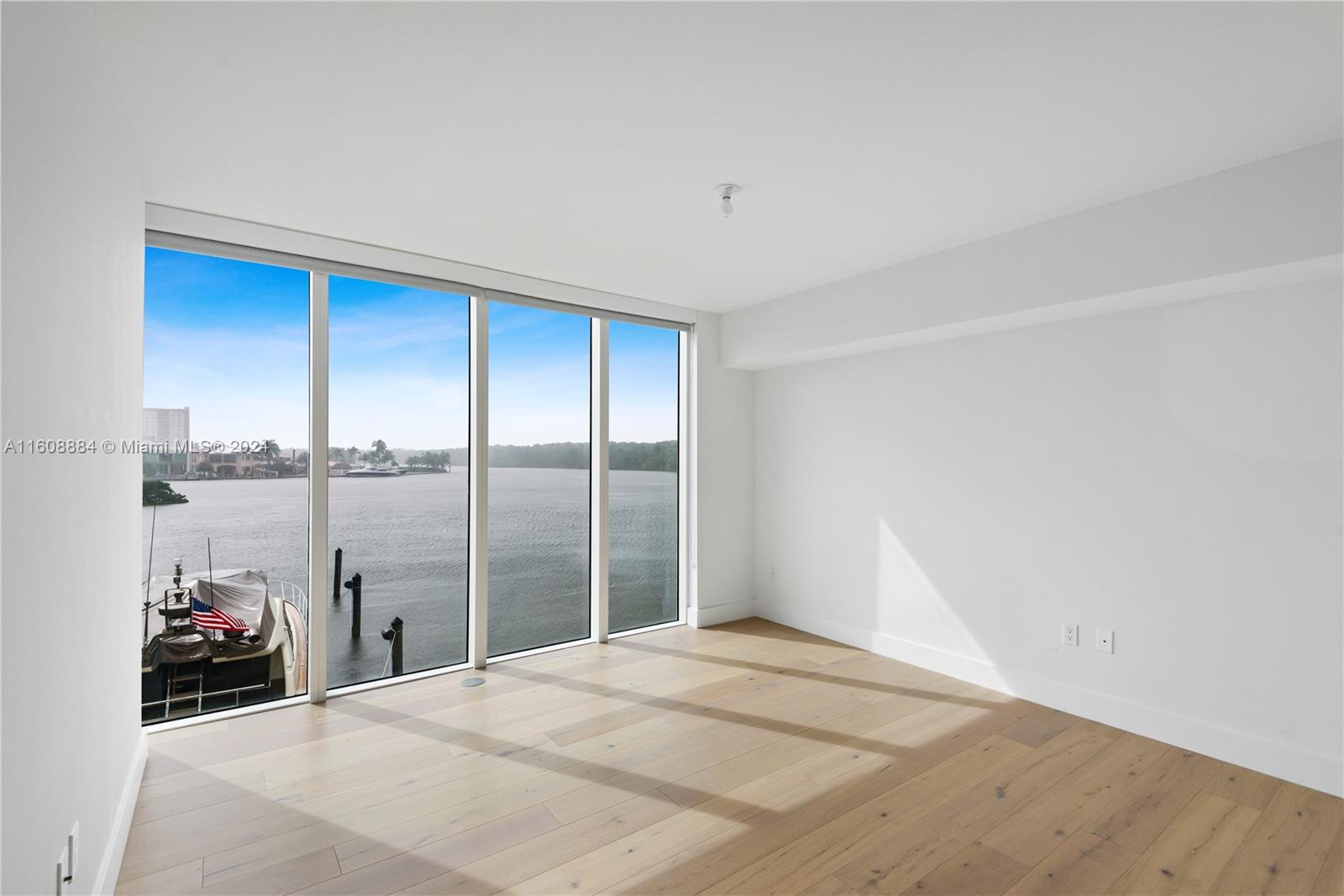 400 SUNNY ISLES CONDO EAS - Residential
