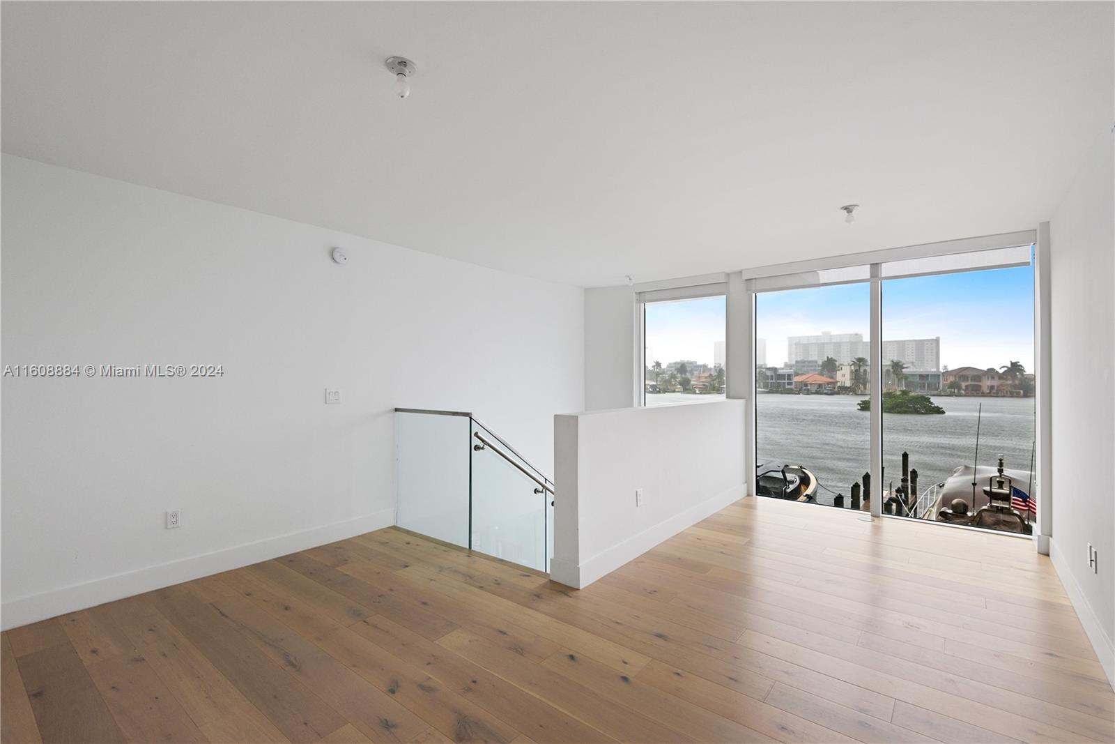 400 SUNNY ISLES CONDO EAS - Residential