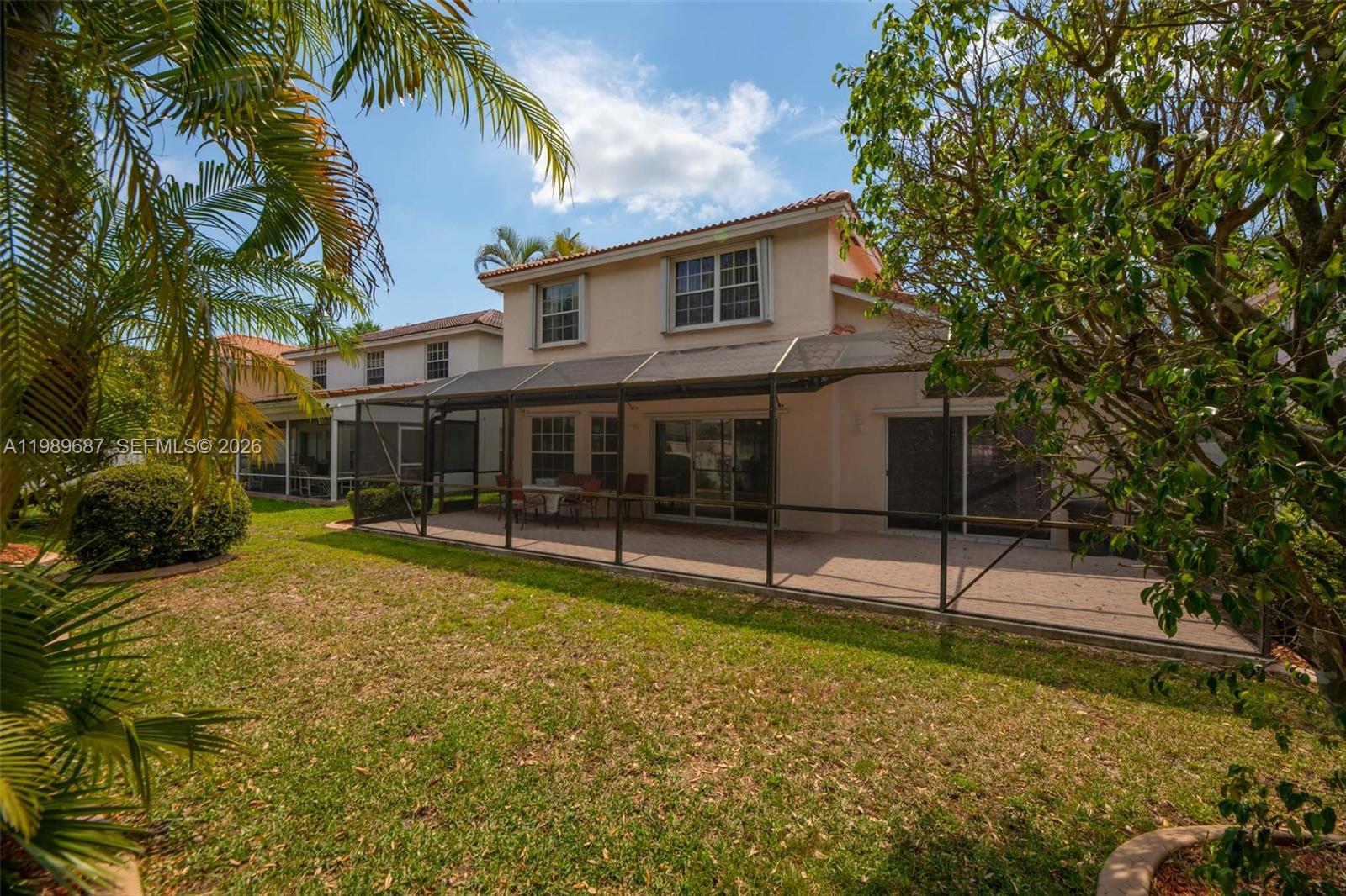 SAWGRASS PLANTATION - Residential