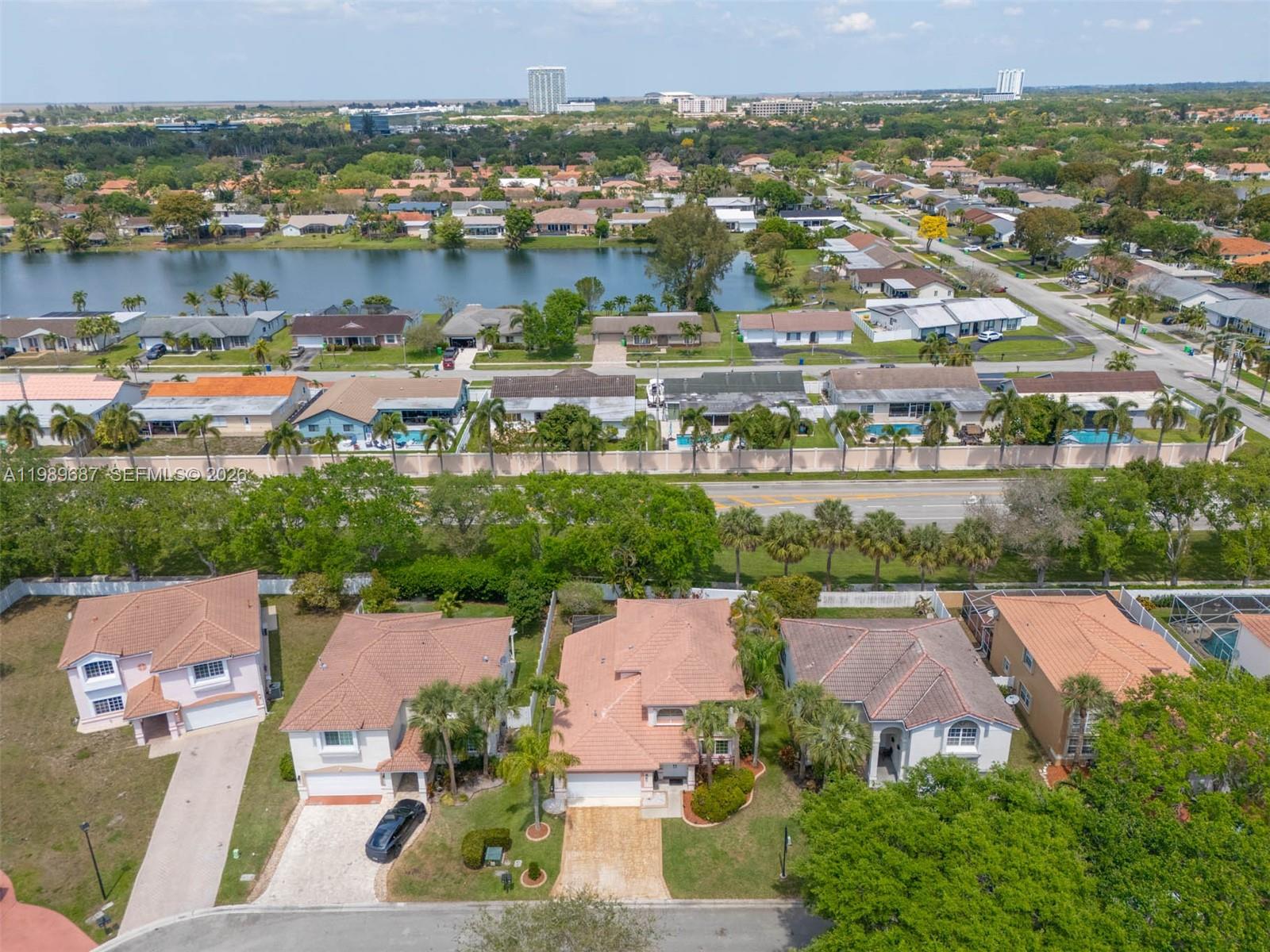 SAWGRASS PLANTATION - Residential