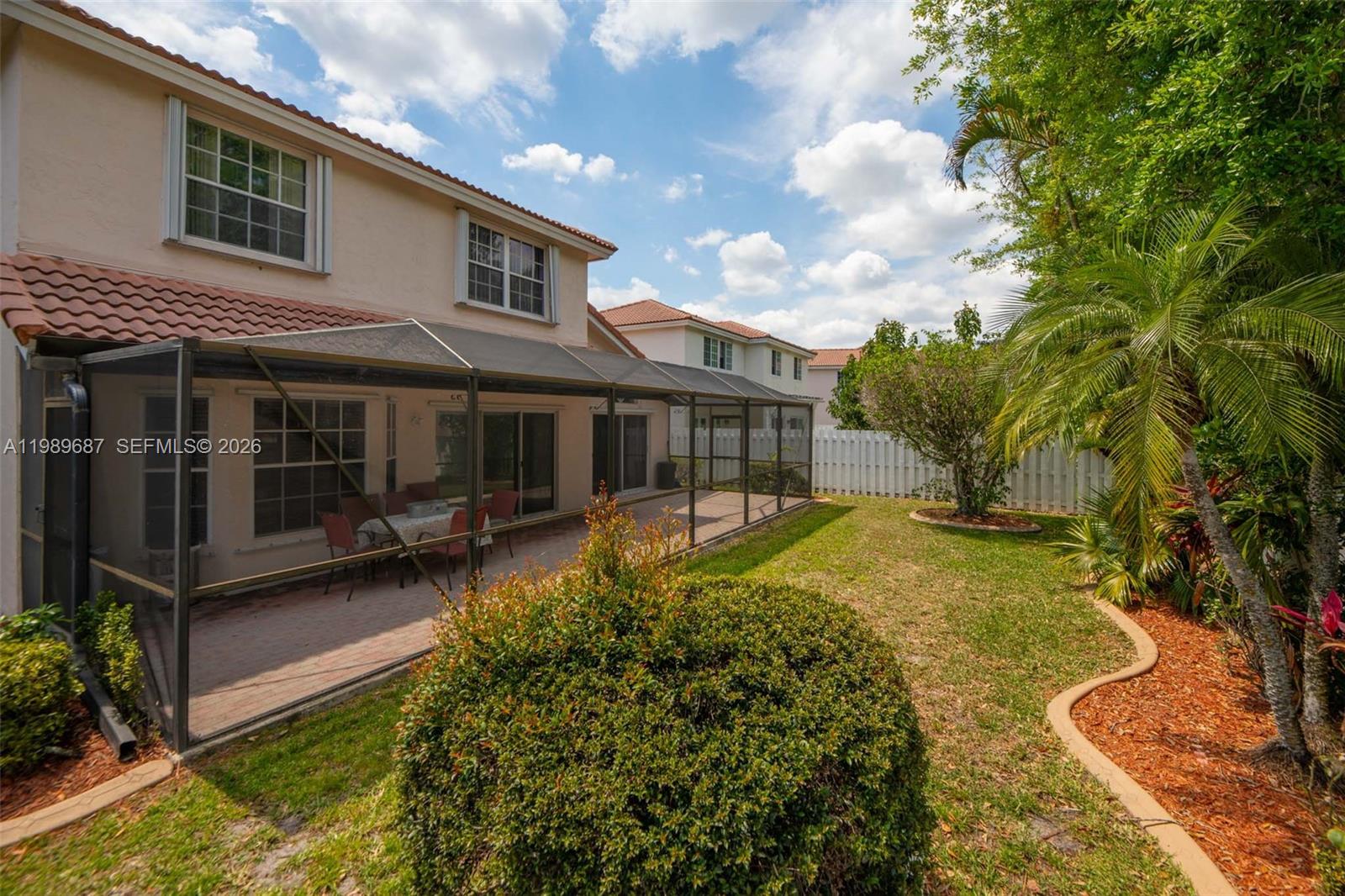 SAWGRASS PLANTATION - Residential