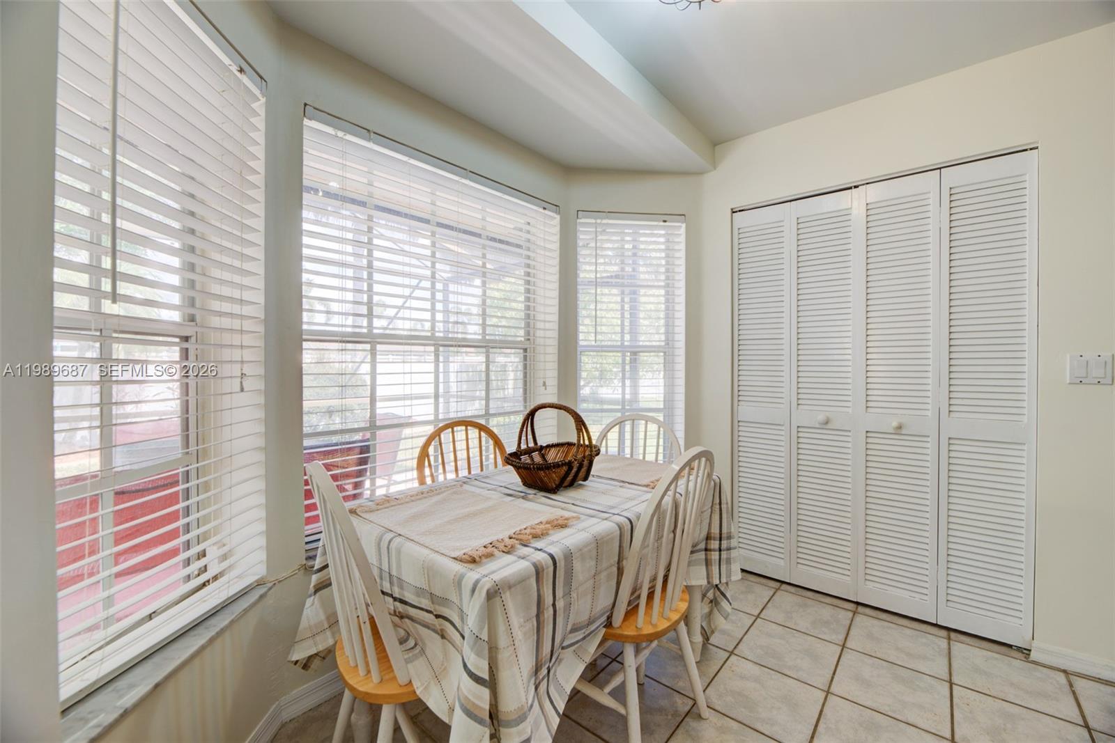 SAWGRASS PLANTATION - Residential