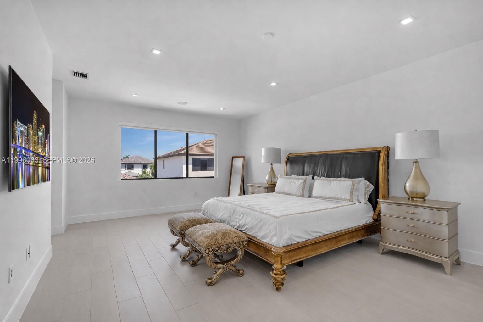 CANARIAS EAST - Residential