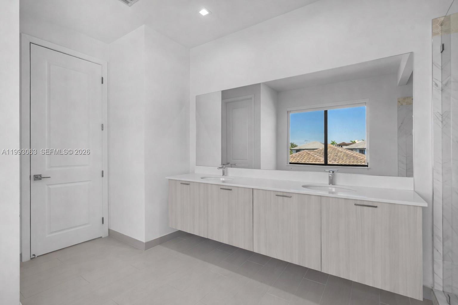 CANARIAS EAST - Residential