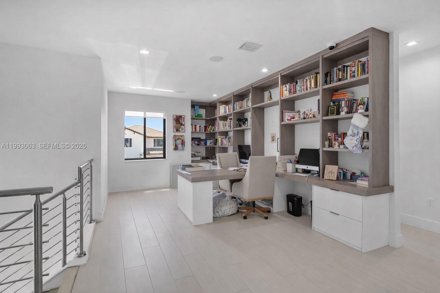 CANARIAS EAST - Residential