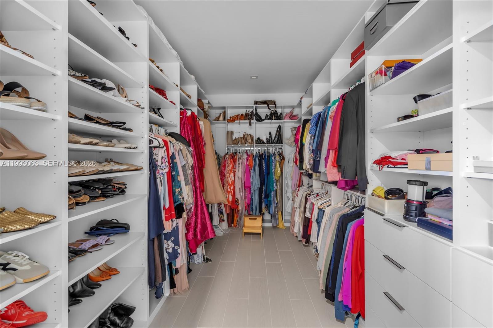 CANARIAS EAST - Residential