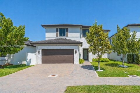 Photo of 8019 NW 46th Ter, Doral, FL 33166 (MLS # A11993063)