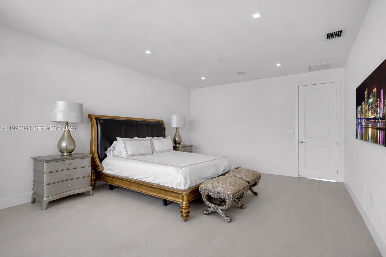 CANARIAS EAST - Residential