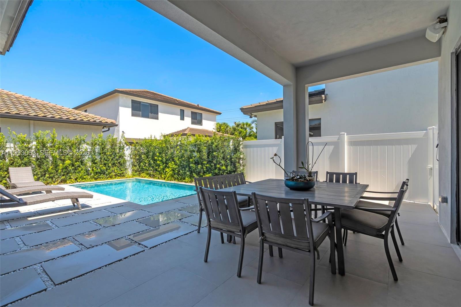 CANARIAS EAST - Residential