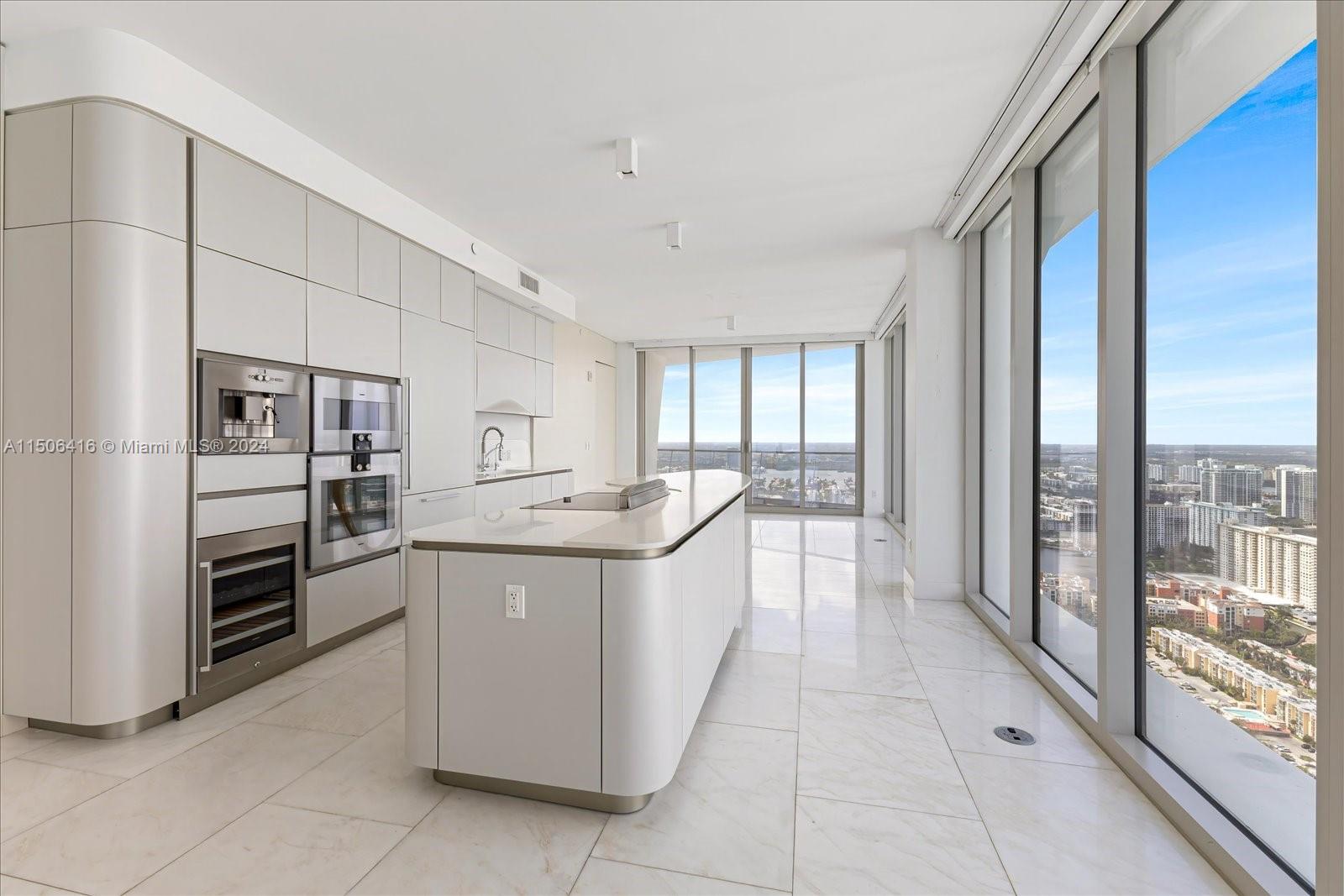 JADE SIGNATURE CONDO - Residential