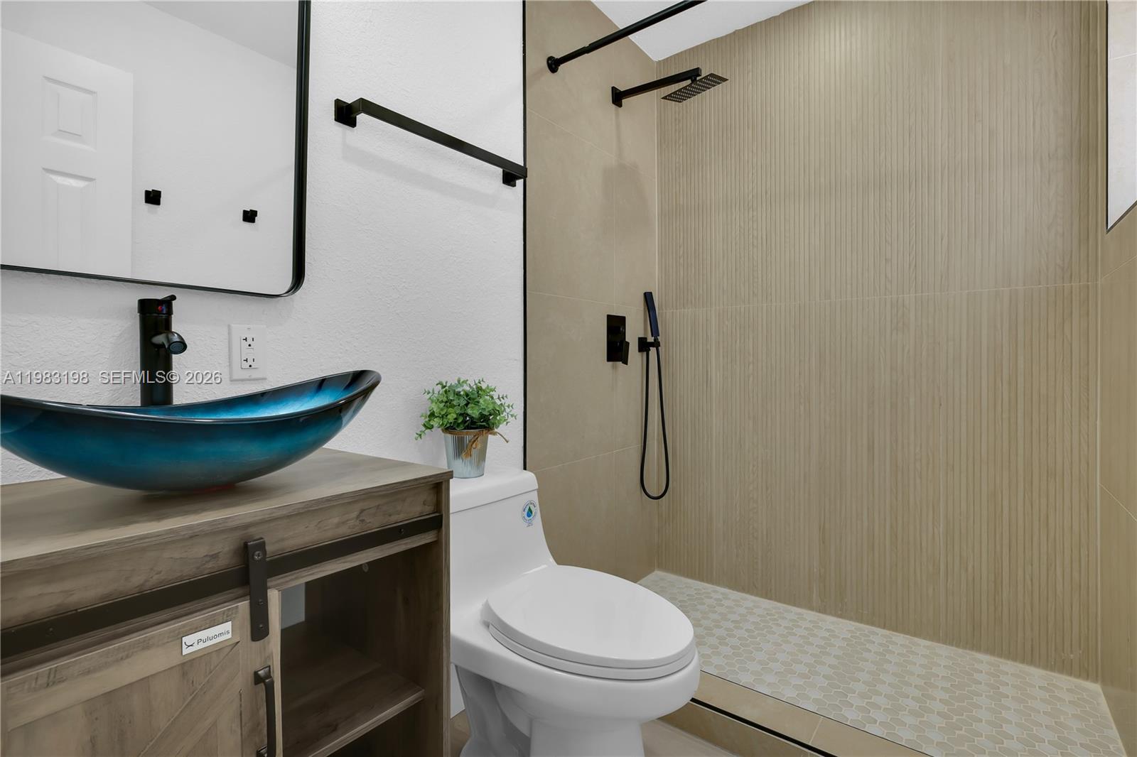 SCOTT ESTATES - Residential