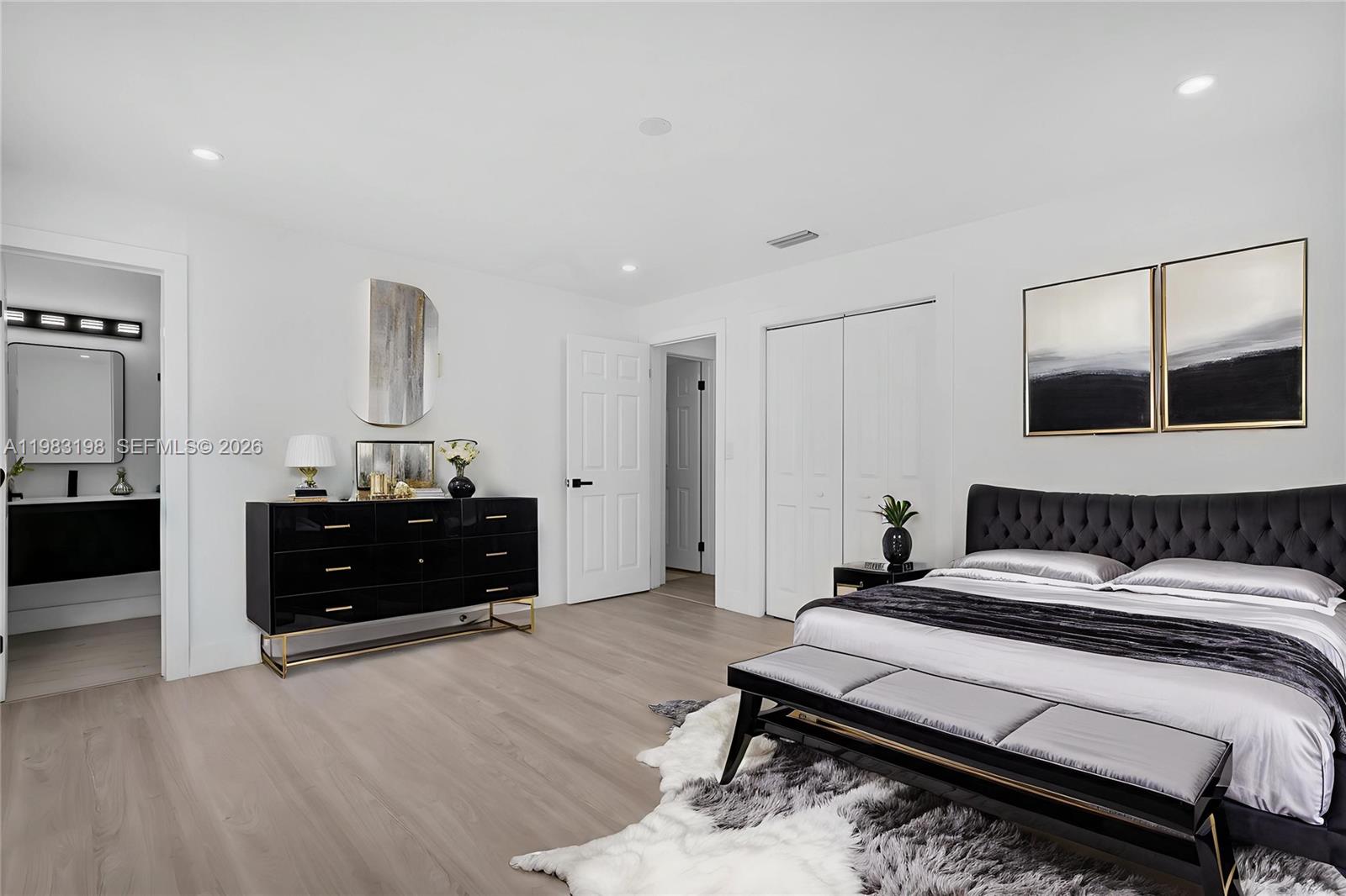 SCOTT ESTATES - Residential