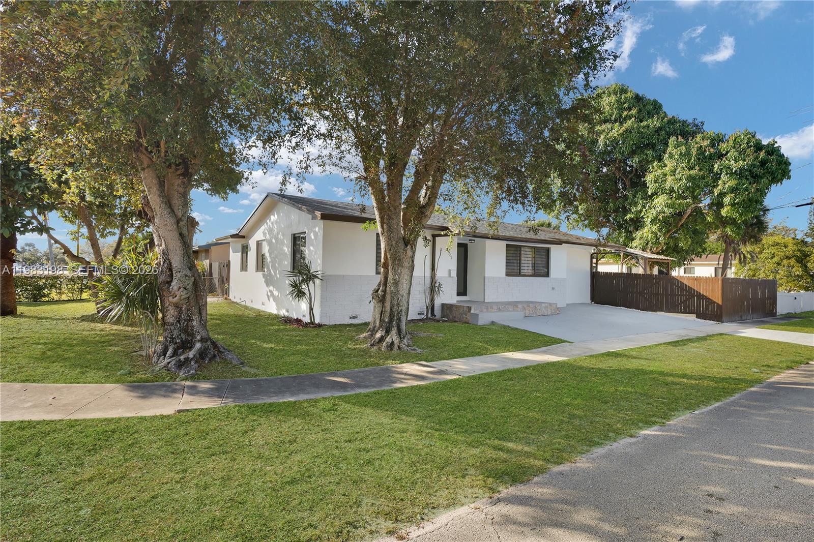 SCOTT ESTATES - Residential