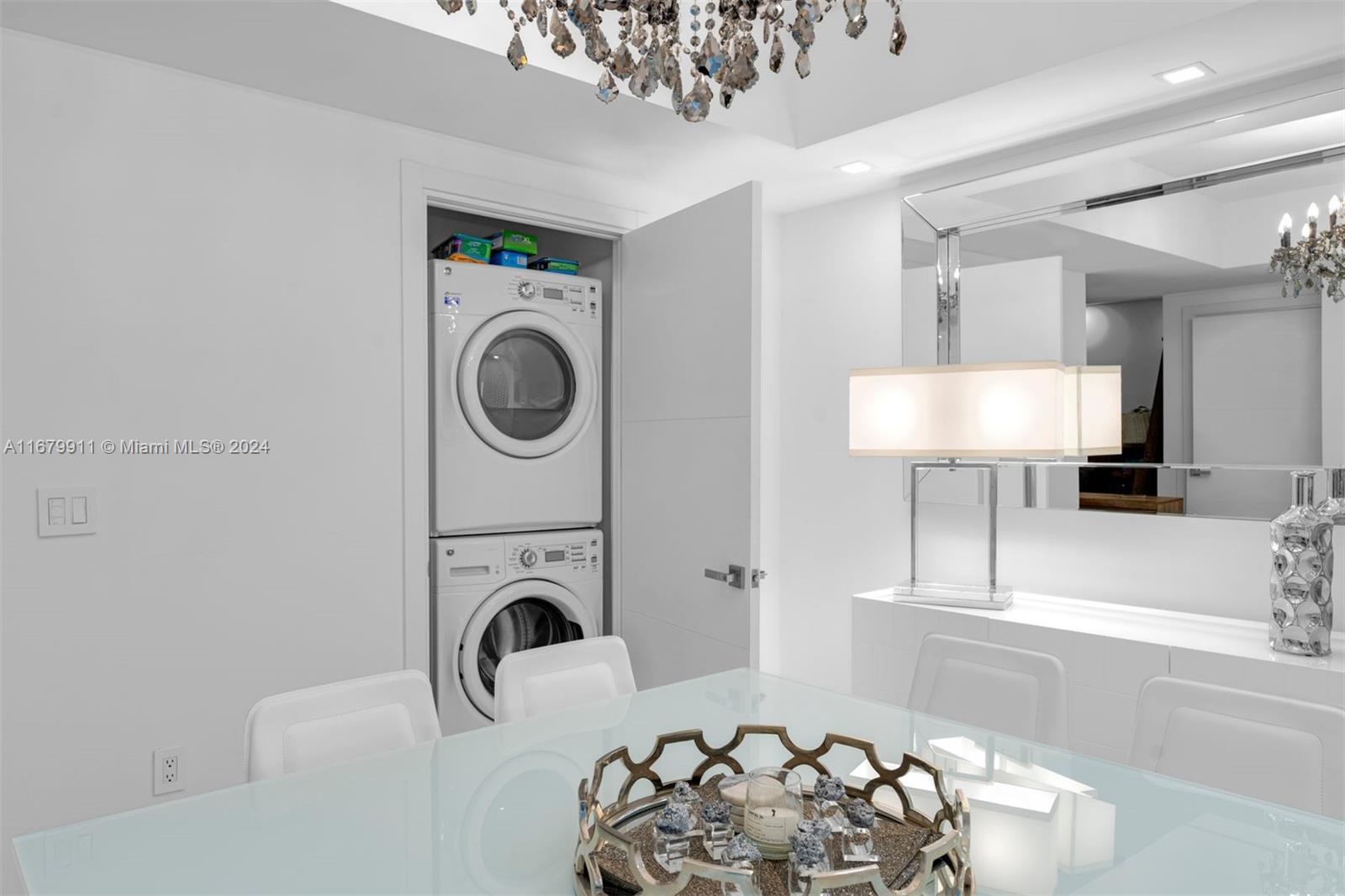 1010 BRICKELL CONDO - Residential Lease