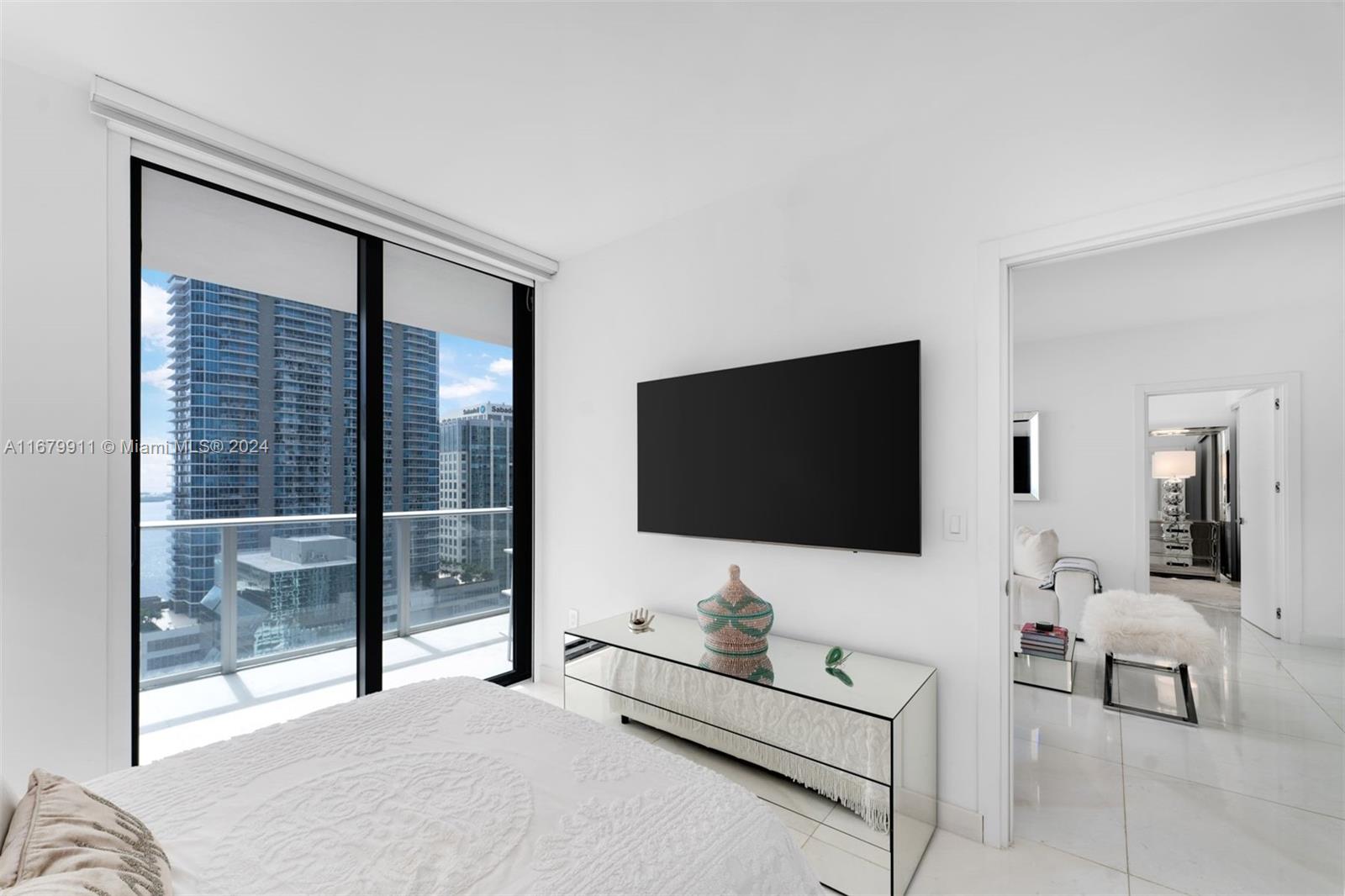 1010 BRICKELL CONDO - Residential Lease