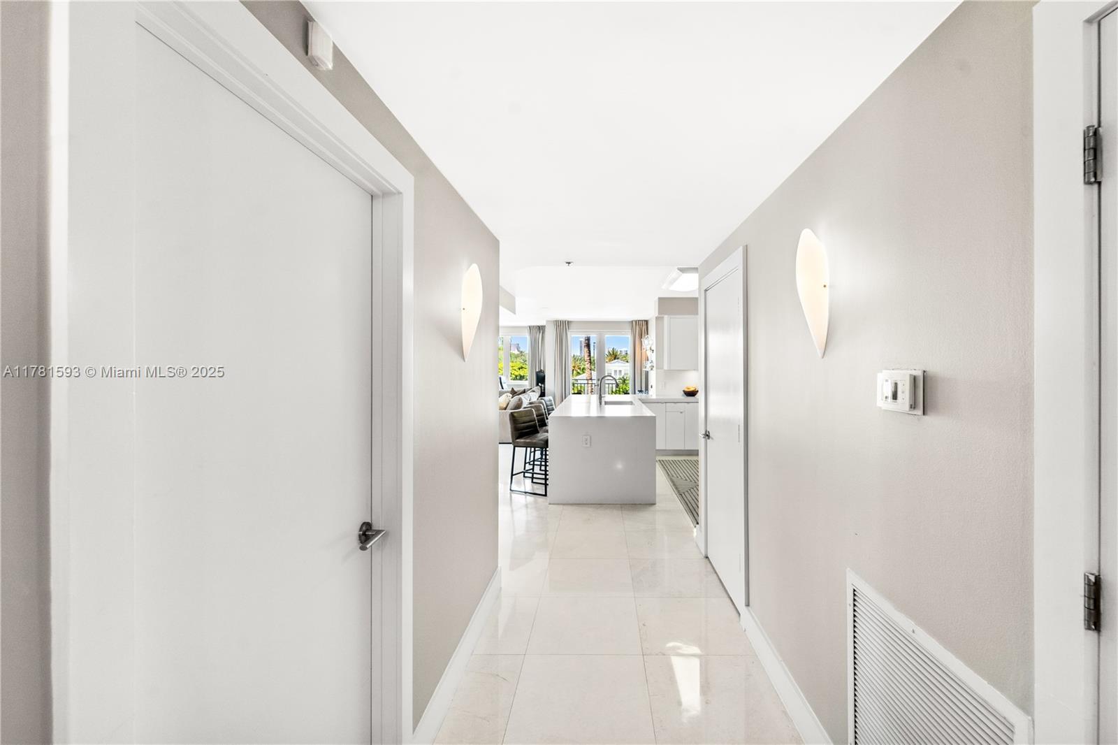 217 Hendricks Isle 401