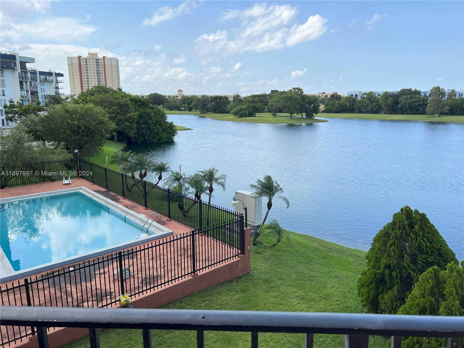 9688 Fontainebleau Blvd Blvd 307, Miami, Broward County, Florida - 1 Bedrooms  
1 Bathrooms - 