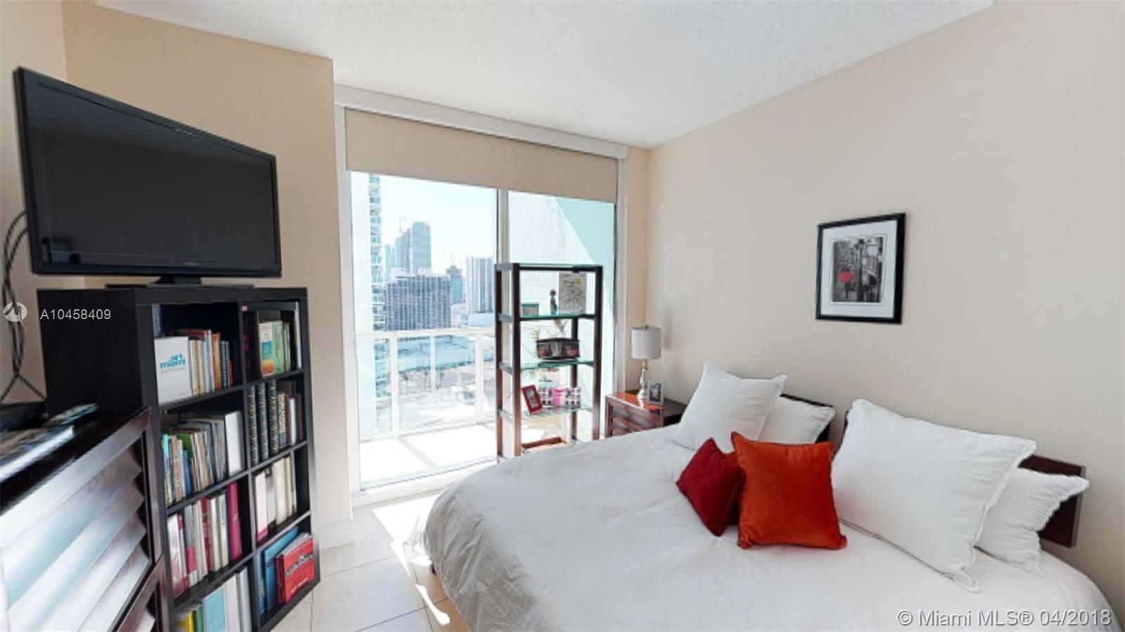 QUANTUM ON THE BAY CONDO - Residential