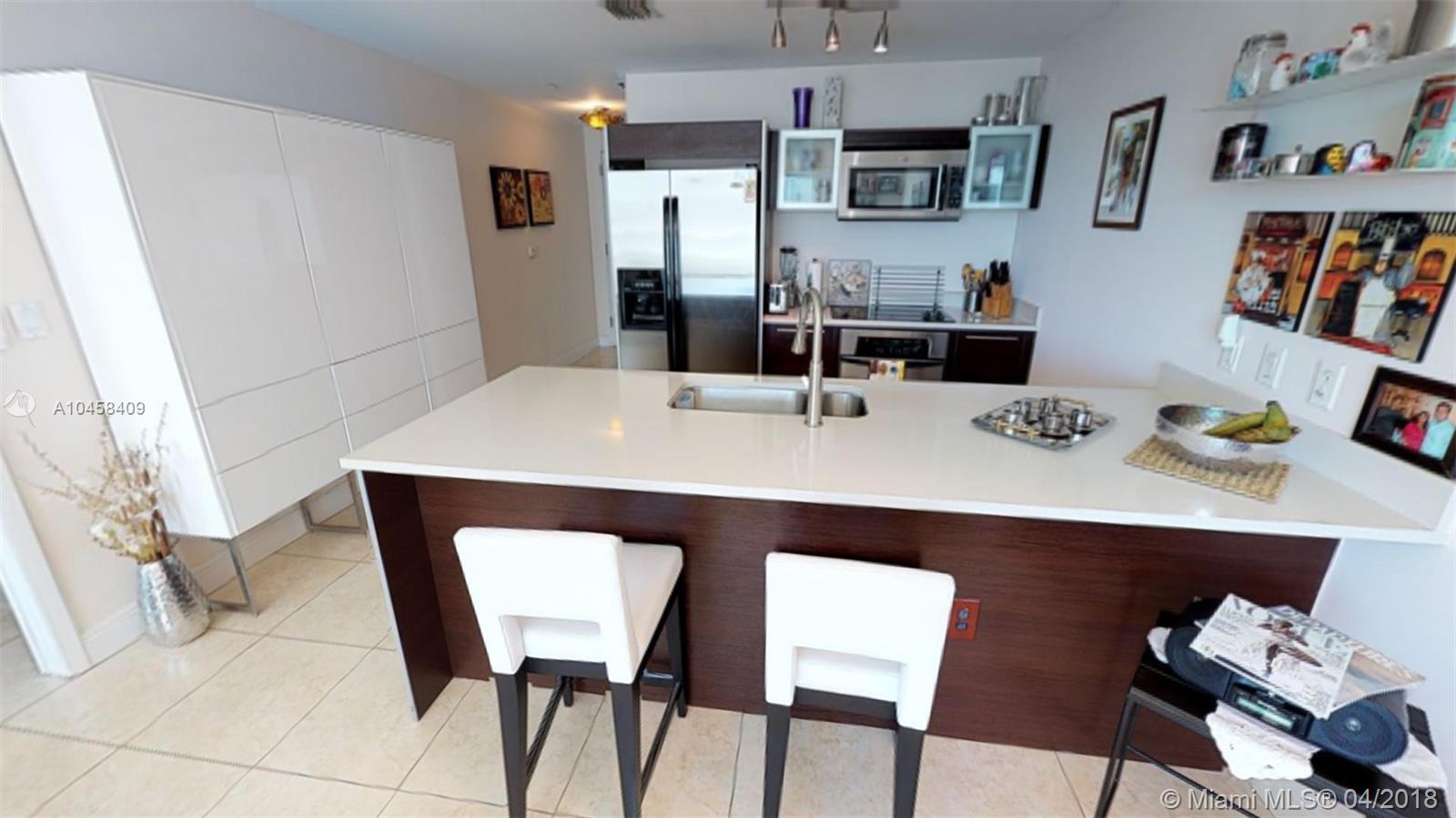 QUANTUM ON THE BAY CONDO - Residential