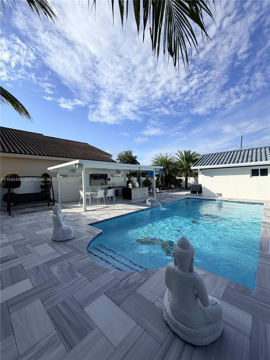 CALMAR SUB - Residential