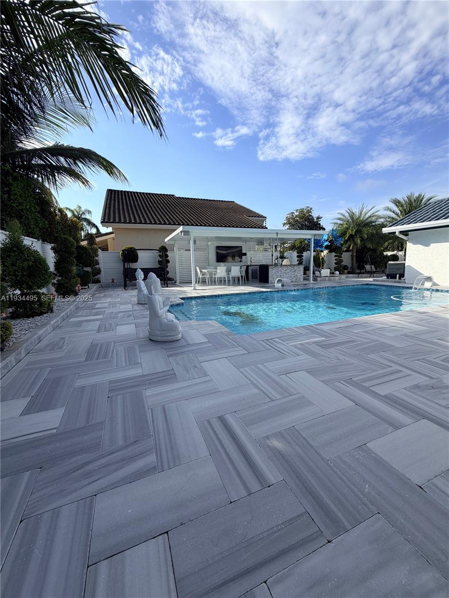 CALMAR SUB - Residential