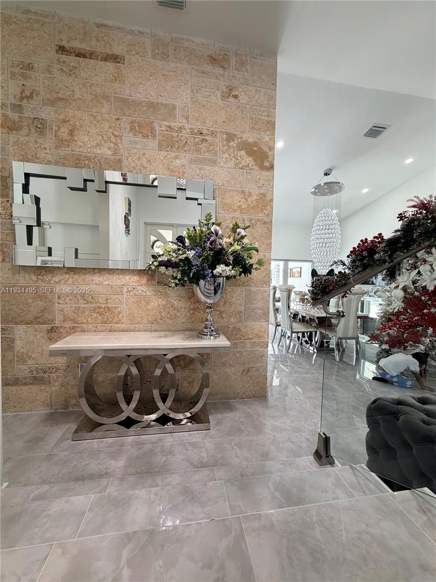 CALMAR SUB - Residential