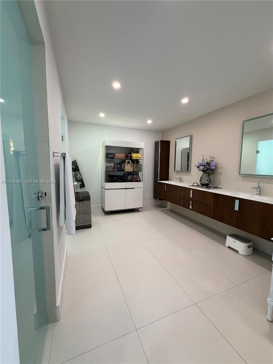 CALMAR SUB - Residential