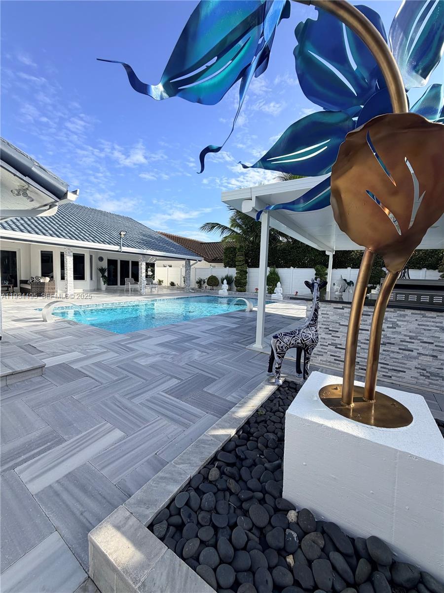 CALMAR SUB - Residential