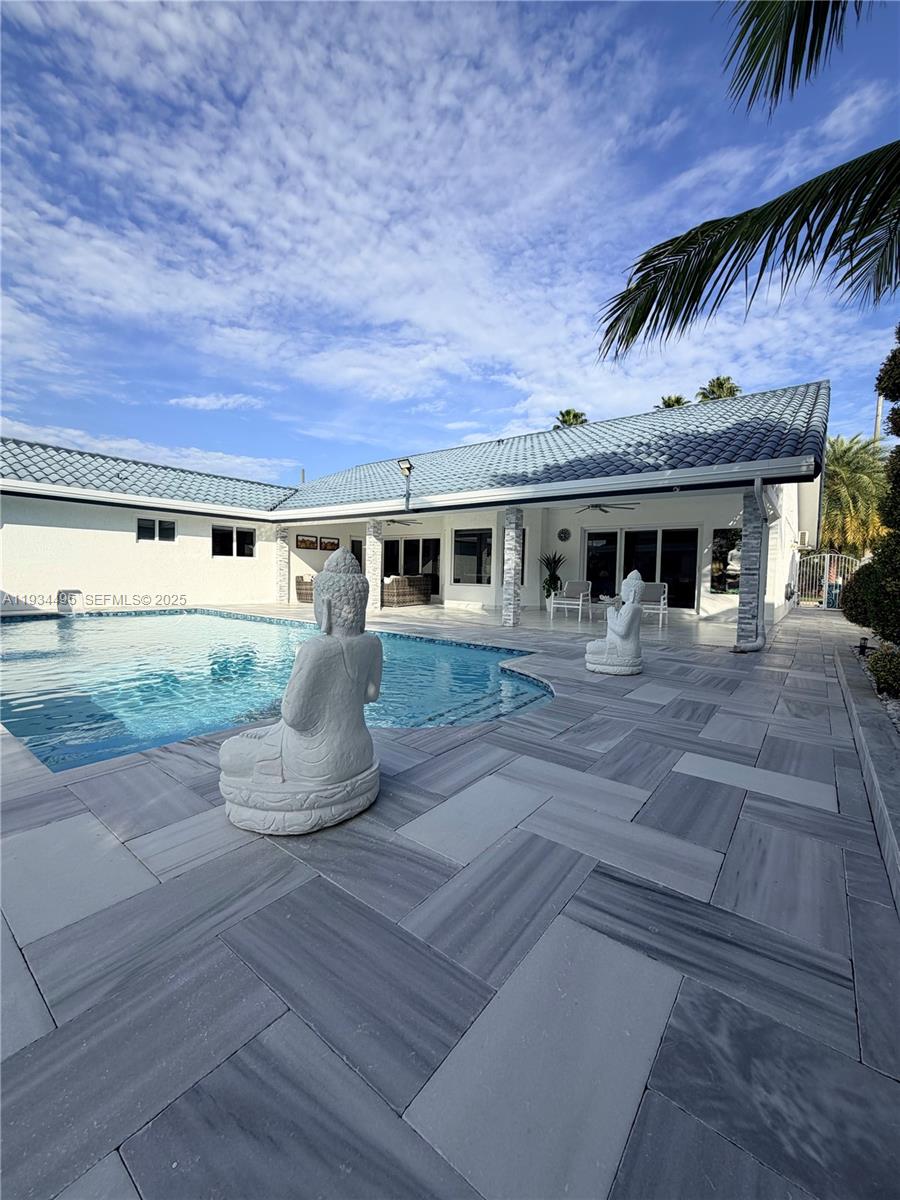 CALMAR SUB - Residential