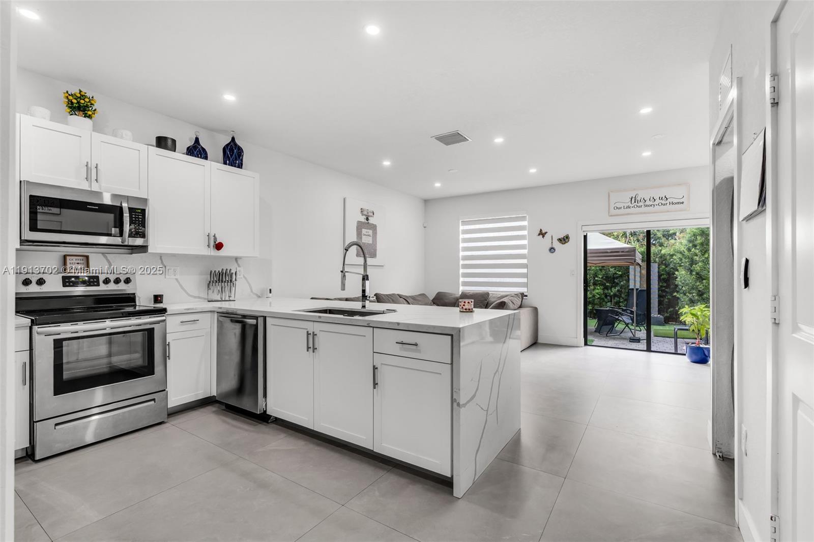 BOWTIE SUBDIVISION - Residential